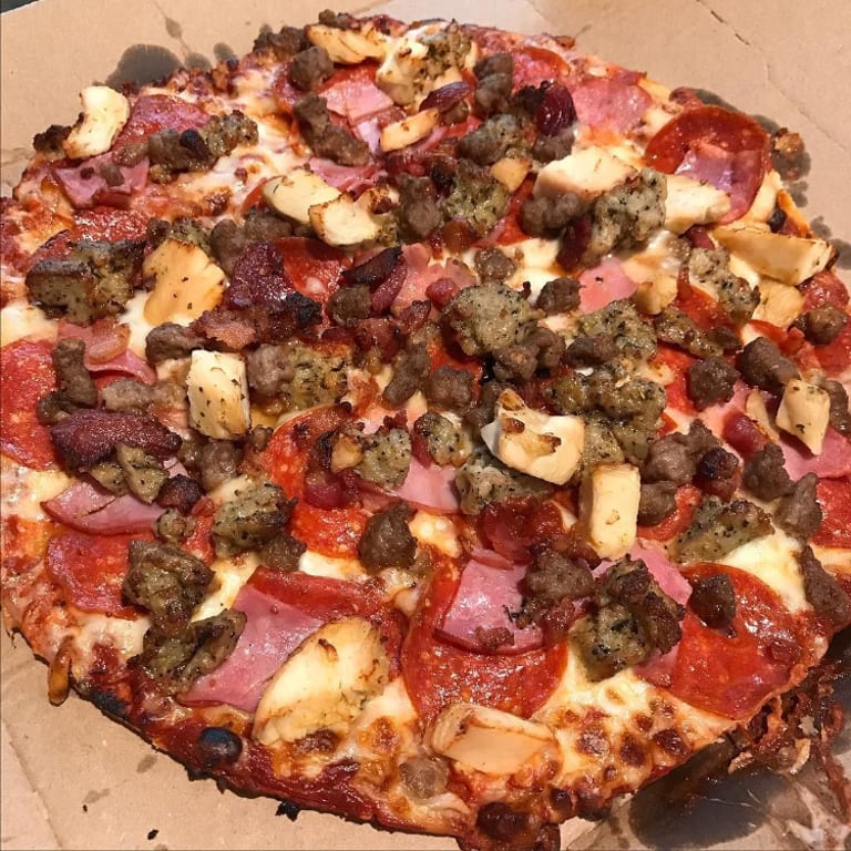 Delicious Italian Fare: Pizza and More