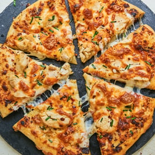 Chicken Alfredo Pizza (X-Large 16")
