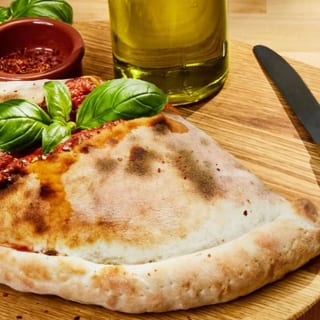 Margherita Calzone (X-Large 16")